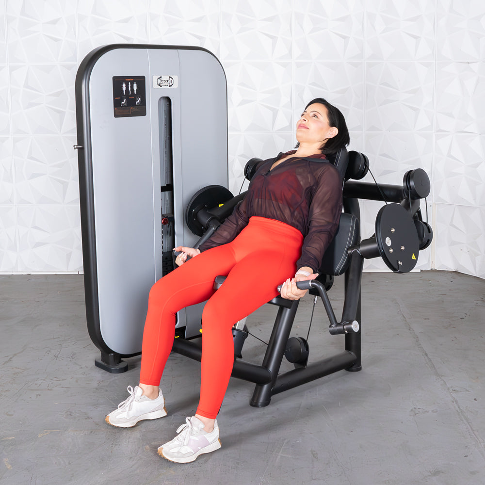 Vogue Iso-Lateral Biceps Curl by Muscle D Fitness – Commercial Arm Machine