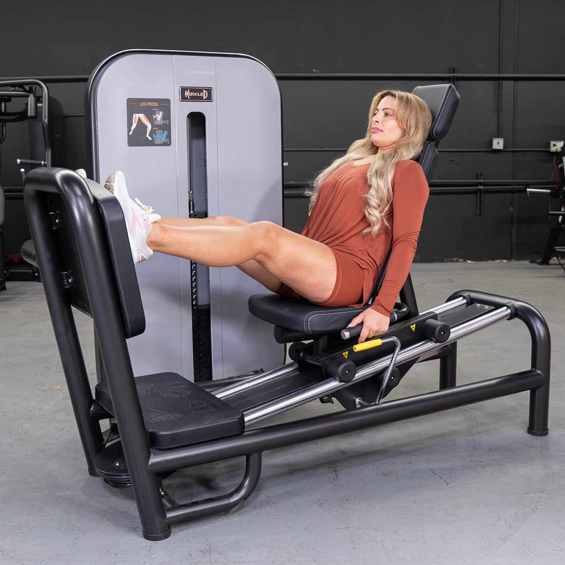 Vogue Selectorized Leg Press | 240lb Stack | Muscle D