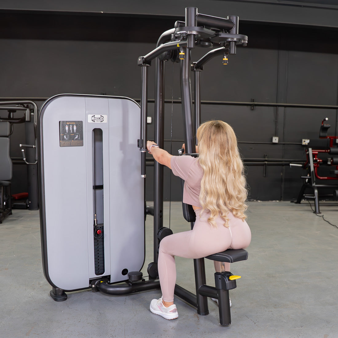 Vogue Pec Deck/Rear Delt - Muscle D Fitness - Adjustable Seat - Pin Selectorized - Chest Back Workout Combo