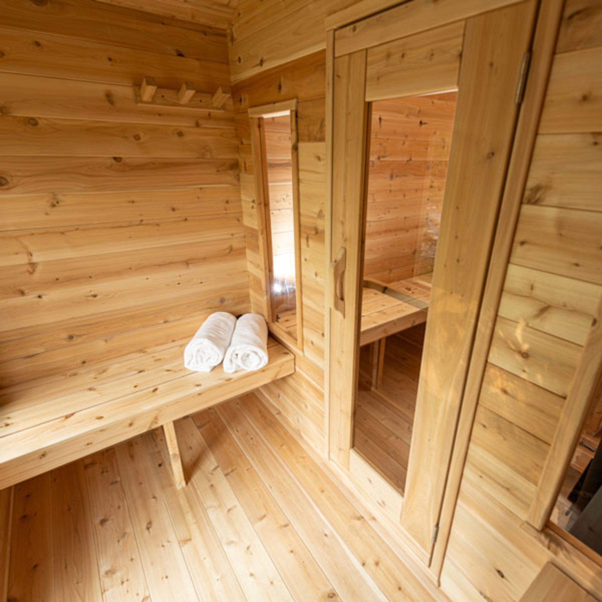 Dundalk LeisureCraft CT Georgian Cabin Sauna with Changeroom – Outdoor Cedar Sauna